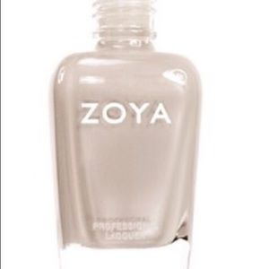 Zoya in Minka